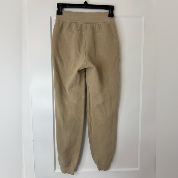 Lululemon Scuba Beige Drawstring Jogger - Picture 3 of 6